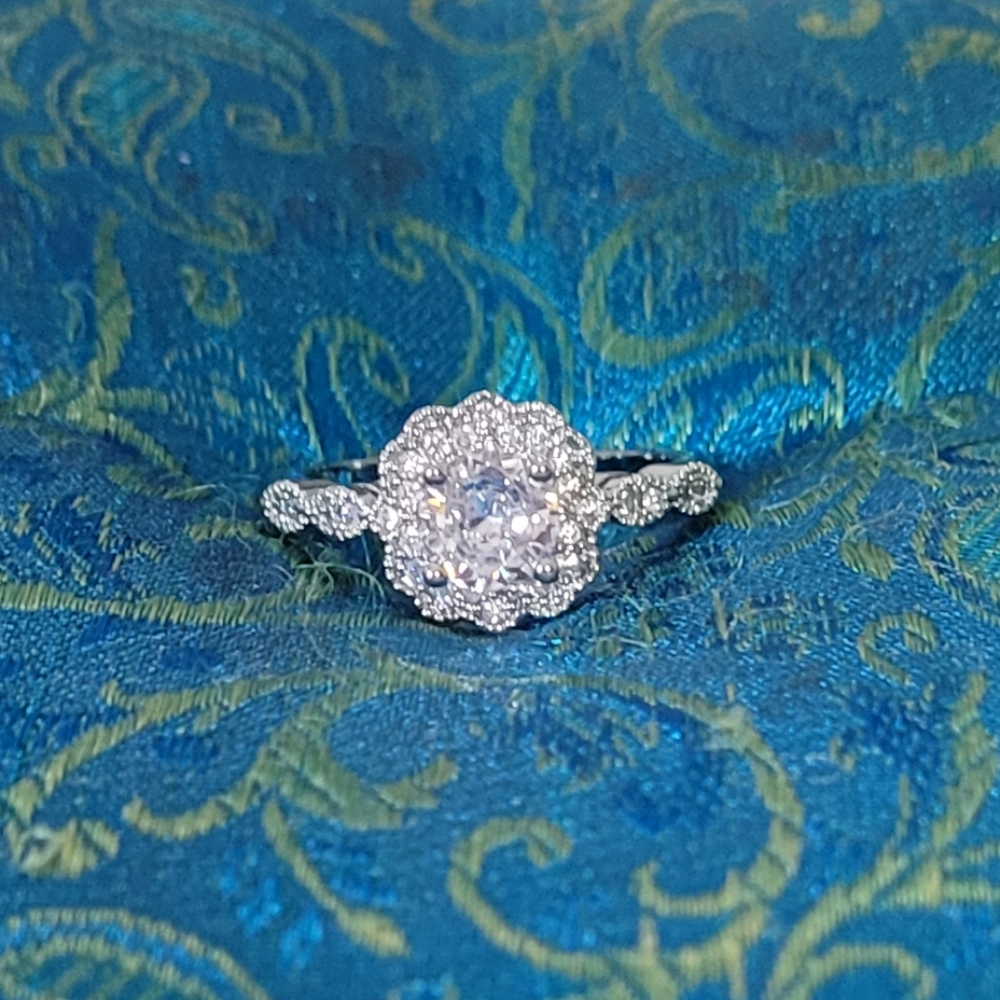 925S Luxury  Crystal Zircon Ring - Picture 2 of 4